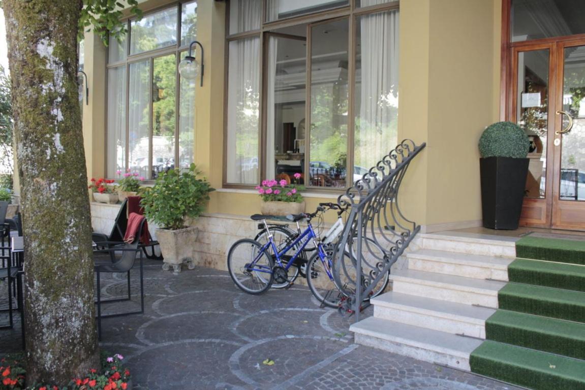 Hotel Delle Ortensie Фиуджи Екстериор снимка